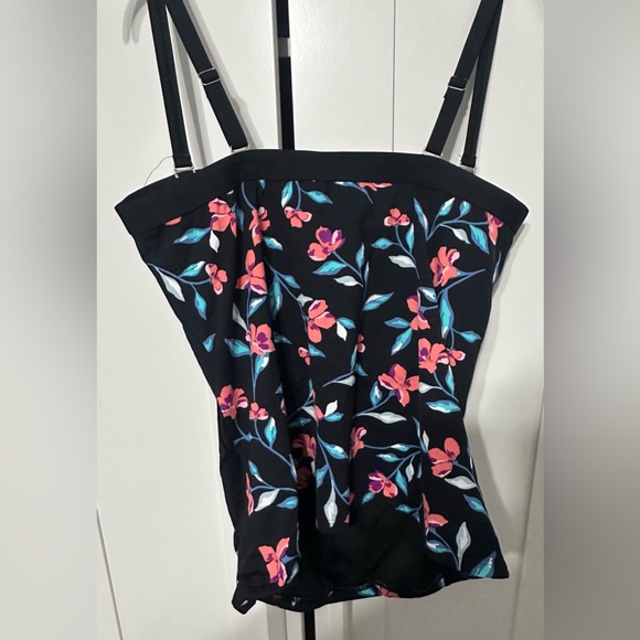 Floral Black Swimsuit - Picture 4 of 6